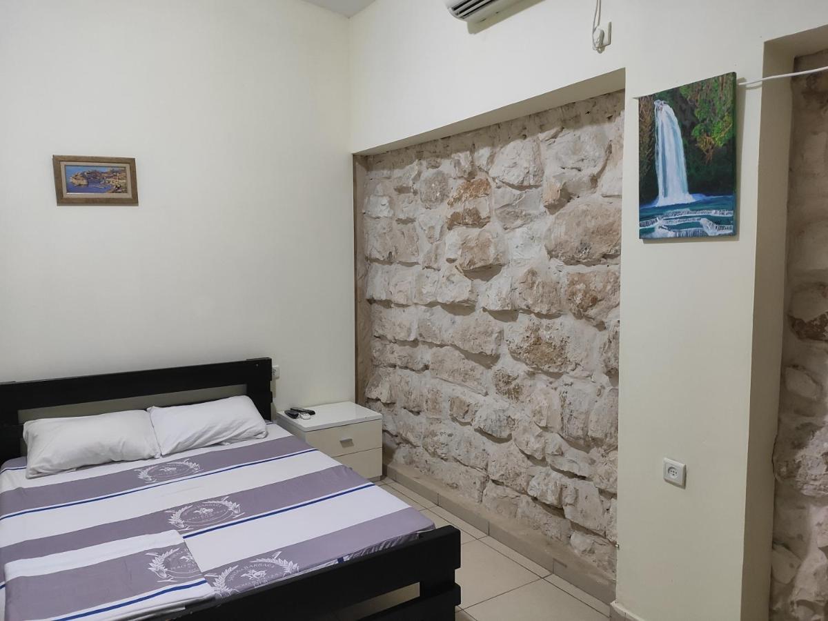 Grin-Motel Haifa Bagian luar foto