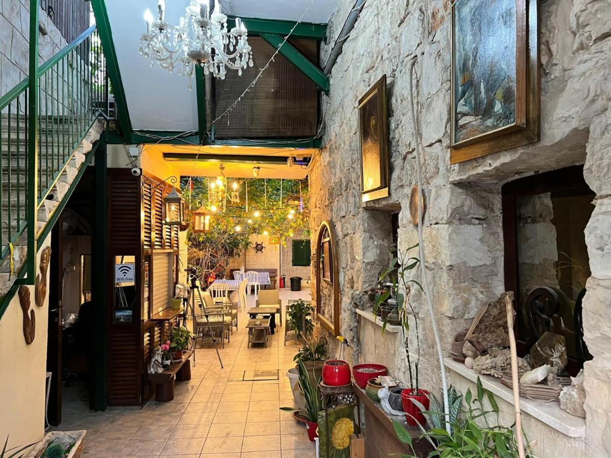Grin-Motel Haifa Bagian luar foto