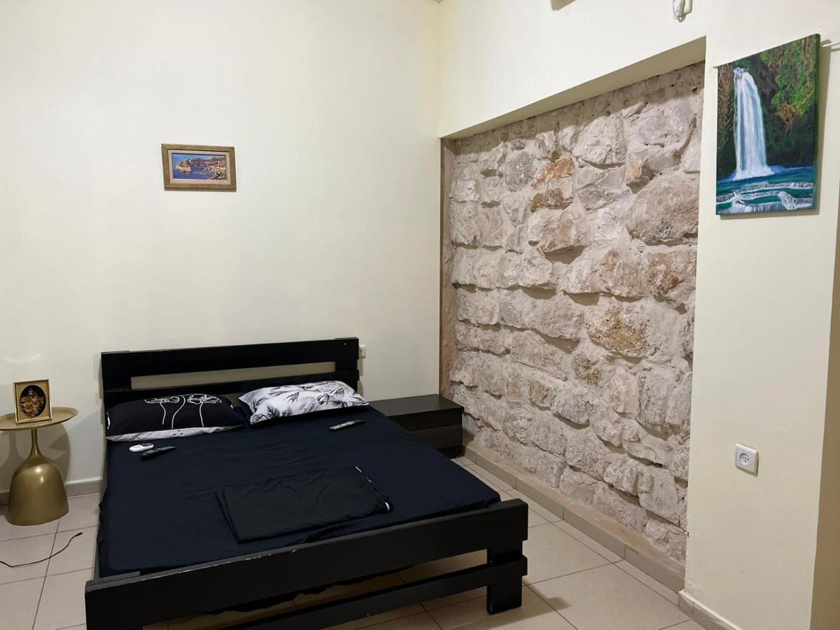 Grin-Motel Haifa Bagian luar foto
